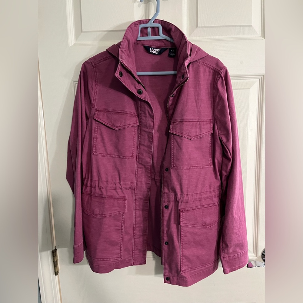 NEW Land’s End light hooded jacket